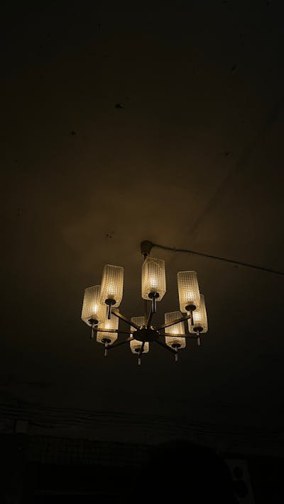 Choisir un luminaire intérieur : guide pratique et astuces essentielles